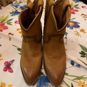 Frye Billie Boots women’s size 6. New